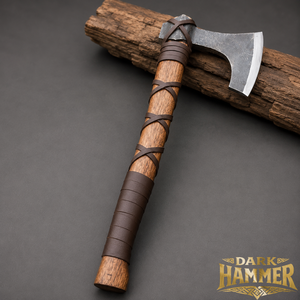 Hache à barbe viking médiévale antique forgée à la main en acier à haute teneur en carbone avec housse en cuir et enveloppe de poignée Dark Hammer - Product Image 3