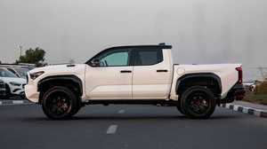 คุณภาพดี ปี 2025 ใหม่ TAC0MA TRD รุ่นออฟโรด TURBO- 399 แรงม้า เกียร์อัตโนมัติ - Product Image 4