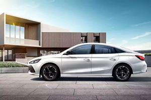 AHORA DISPONIBLE MG5 GT 2024/2025 - Sedán Económico de Gasolina con Transmisión Automática - Product Image 3