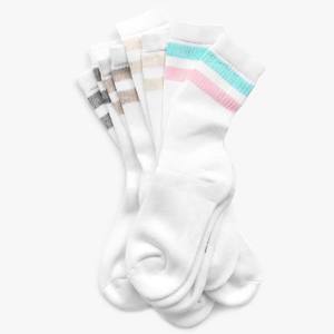 Lightweight Breathable Winter <b>Ankle</b> <b>Socks</b> with Stretchy Fabric Giving Secure Fit for Gym Outdoor Activities and Everyday Comfort - Product Image 5
