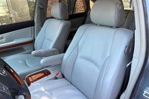 Lexus RX 330 2004 Usado, Sin Reserva, Motor V6, Tracción en las Cuatro Ruedas, Paquete Premium Plus, Propiedad del Sur - Product Image 5