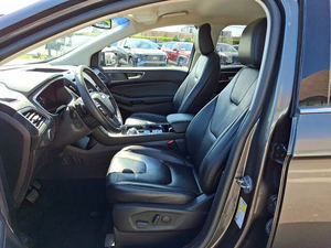 SUV Crossover EDGE Titanium 2020 Usado en Excelentes Condiciones con Tracción en las Cuatro Ruedas - Product Image 3
