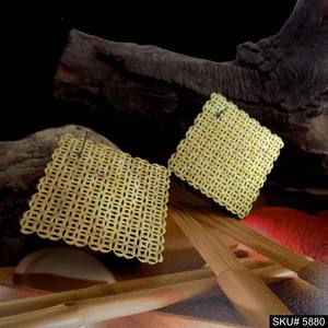 Pendientes de piedras preciosas llamativas chapadas en oro, tachuelas grandes y hermosas únicas, ajuste de bisel de joyería de latón a la moda para Christians-SKU5880 - Product Image 3