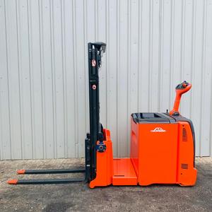 Empileurs électriques complets de palette de chariot élévateur de 1ton 1.6m à vendre - Product Image 2