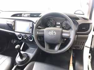 Toyota Hilux Revo Pickup Cabina Simple Turbo Diésel, Recién Llegado - Product Image 2