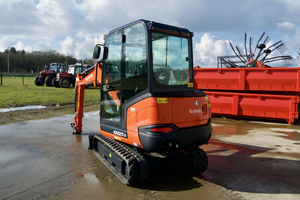 Miniexcavadora Kubota KX027-4 de 2.6 Toneladas, Pocas Horas de Trabajo, Excelente Estado de Funcionamiento, Gran Oferta a Buen Precio - Product Image 5