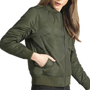 Chaqueta de bombardero de mujer de color liso de estilo de invierno, forro de nailon transpirable ajustado de punto hecho en Pakistán - Product Image 2