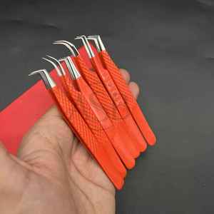 Pince à épiler professionnelle d'extension de cils de marque privée orange pointe pointue testée à la main en acier inoxydable durable de haute qualité - Product Image 2