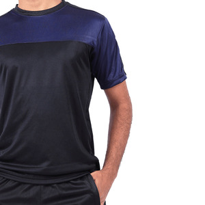 Ensemble de survêtement d'été pour homme, 100% Polyester, couleur noire, t-shirt noir avec manches bleues - Product Image 5