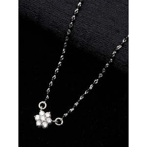 Compra un Mangalsutra de Plata Pura Chapado en Oro con Cuentas, Diseño Floral, Étnico, Religioso, con Diamantes en Forma de Pera, Regalo de Boda para Esposa - Product Image 2