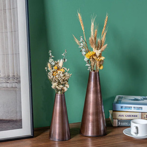 Florero decorativo de Metal para mesa con acabado antiguo de cobre para el hogar, sala de estar, mesa de oficina, floreros decorados - Product Image 1