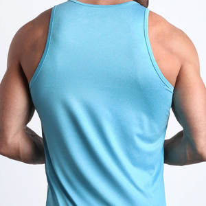 Débardeur confortable de musculation musculaire sans manches pour hommes de couleur unie - Product Image 6