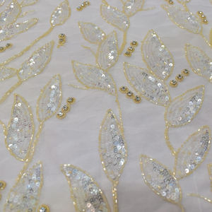 Elegante Vestido de Noche Occidental Bordado a Mano con Cuentas para Mujer, Hecho con Malla Transpirable de Lujo y Tricot Suave - Product Image 4