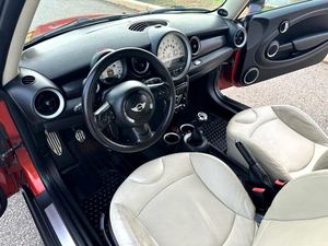 Soigneusement Utilisé 2012 M-I-N-I Coo_per S - Product Image 3