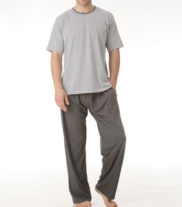 Ensemble de pyjama décontracté pour homme en jersey tricoté 100 % coton teint en fil, confortable, respirant, à manches courtes et rayé, 160 g - Product Image 1