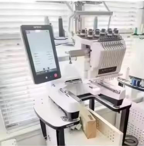 NUEVA Máquina de Coser de Triple Aguja, 2 Cabezales, Programable, Puntada de Cadena - Product Image 2