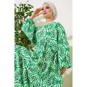 Robe verte à motifs avec col à pompons - Product Image 1