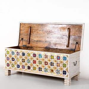 Pitara india con azulejo pintado a mano - Product Image 2