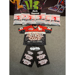 เซ็ตเสื้อยืดและกางเกงขาสั้นของผู้ชายชุดเสื้อผ้าแนวสตรีทสำหรับผู้ชายเสื้อพลอยเทียมทำโลโก้ตามสั่ง - Product Image 4