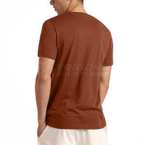 เสื้อยืดผู้ชายคุณภาพสูง ผ้าฝ้าย 100% สัมผัสนุ่มสบาย เป็นมิตรต่อสิ่งแวดล้อม ระบายอากาศได้ดี เหมาะสำหรับใส่ลำลองและสวมใส่สบายทุกวัน - Product Image 2
