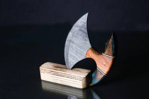 Couteau de cuisine professionnel ambidextre en acier de Damas et acier au carbone, forgé sur mesure, avec support en bois, idéal pour trancher, fabrication artisanale OEM - Product Image 3