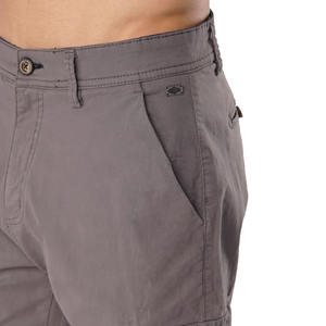 Pantalones cortos cargo para hombre OEM de nuevo diseño con cintura elástica, transpirables y cómodos para aventuras al aire libre y uso diario - Product Image 3