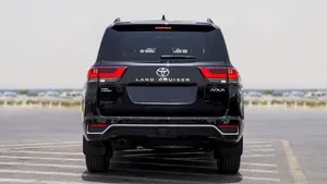 Meilleure offre LandCruiser VXR 3.5L |   SUV 4x4 de luxe |   Hybride haute performance |   Véhicule prêt à l'exportation - Product Image 6