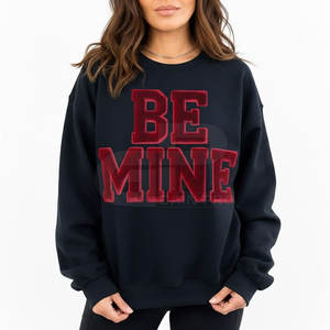 Sudadera Romántica de Diseño Moderno para San Valentín, Atuendo de Moda para Invierno y Regalos - Product Image 6