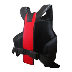 Protège-poitrine de fitness professionnel matériau en cuir PU pour la protection utiliser protecteur protège-poitrine fabriqué au Pakistan corps de boxe - Product Image 1