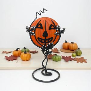 Portavelas de Calabaza de Halloween con Material Metálico Resistente para un Brillo Festivo, Diseño Encantador y Decoración Perfecta para un Hogar Espeluznante - Product Image 1