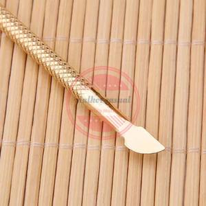 Poussoir à cuticules double extrémité en acier inoxydable pour ongles - Product Image 6