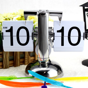 Đồng hồ để bàn văn phòng đơn giản, kiểu dáng nhỏ gọn, cổ điển, mặt số lật, chất liệu thép không gỉ, máy quartz, chuyển động bằng bánh răng bên trong. - Product Image 4