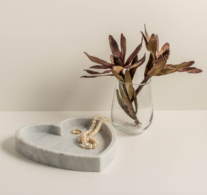 Bandejas de corazón de mármol Bandeja de mármol blanco rectangular para el hogar Precio al por mayor decorativo - Product Image 3