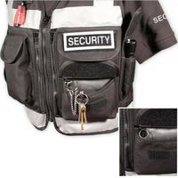 Gilet de sécurité unisexe en polyester haute visibilité et haute qualité avec détection d'aiguilles, fente pour carte d'identité, logo personnalisé, couleur personnalisée, OEM