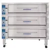 Four à rôtir électrique à trois niveaux Bakers Pride ER-3-12-5736 SuperDeck de 57 pouces, état neuf, automatique, pour restaurants et hôtels - Product Image 2