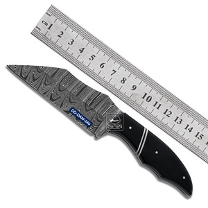 Couteau de chasse en acier damas de haute qualité teint à la main manche en os de chameau gaine en cuir de vache personnalisable gravé au Laser OEM - Product Image 1