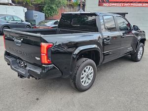 CLEAN 2024 Utilisé pour Tacoma SR5 Double Cabine 4WD Euro III Volant à Gauche 50001-75000 Miles 150-200Ps - Product Image 6