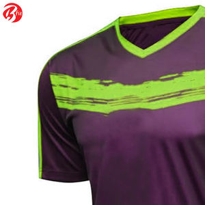 Camiseta de Fútbol Personalizada con Cuello Redondo y Logotipo para Adultos, 100% Poliéster, Secado Rápido, Ligera, Ropa Deportiva de Entrenamiento, Corte Automatizado - Product Image 6