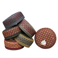 Gorros Kufi al por Mayor de Poliéster para Adultos, Bordados, Diseño Tradicional Islámico, Ropa de Oración Musulmana, Accesorios de Primera Calidad