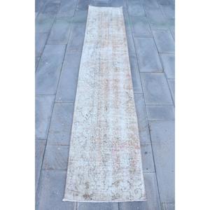 พรมวิ่งสไตล์ตุรกี ขนาด 1.9x9.6 ฟุต สีขาวน้ำตาลลายตารางวินเทจ ทำจากขนสัตว์ - Product Image 1