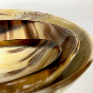 Cuenco de comida de cuerno de búfalo Acabado natural con diseño moderno Perfecto para postres de chocolate elegantes y servir comida - Product Image 6