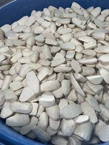 Distribuidores Mayoristas de Taro Congelado, Yuca y Tapioca, Cubos, Trozos y Rebanadas de Raíz de Grado A, Orgánicas y de Alta Calidad, Proceso LQF, Vietnam - Product Image 4