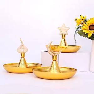 Grand plateau élégant en métal pour le Ramadan, parfait pour les hôtels et les restaurants pendant l'Aïd et les nuits du Ramadan. - Product Image 3