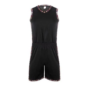 Maillot de basket-ball personnalisé de qualité supérieure, uniforme court, séchage rapide, ensemble complet, grande taille, prix de gros direct d'usine - Product Image 1