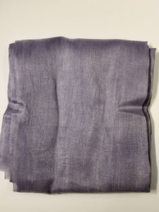 Tissu Organza Brillant de Luxe d'Alaska Très Demandé pour Robes de Soirée, Tenues de Mariée et Robes de Fête Disponible à un Prix Abordable - Product Image 2