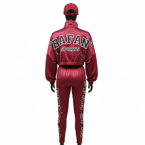 Ensemble coupe-vent pour femmes, tissu tissé en polyester et élasthanne de haute qualité, style à panneaux bordeaux, logo par transfert thermique, coupe-vent grande taille - Product Image 2