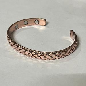 Pulsera de moda de cobre puro de alta calidad para hombres y mujeres Ideas elegantes de regalos de Navidad - Product Image 2