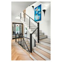 Escalier Optima moderne en spirale en métal et verre pour les intérieurs de villas Escalier