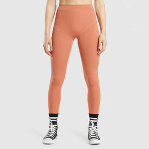 Leggings à séchage rapide de style personnalisé de haute qualité pour femmes, coupe confortable, taille XL, bon pour une utilisation en salle de sport avec logo sur la taille, prix d'usine - Product Image 1