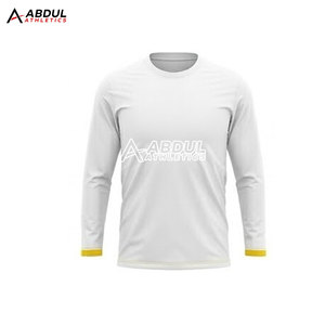 Uniforme de basket-ball moderne, tissu respirant, mouvements confortables, parfait pour les terrains intérieurs, les jeux en plein air et les activités de fitness - Product Image 4